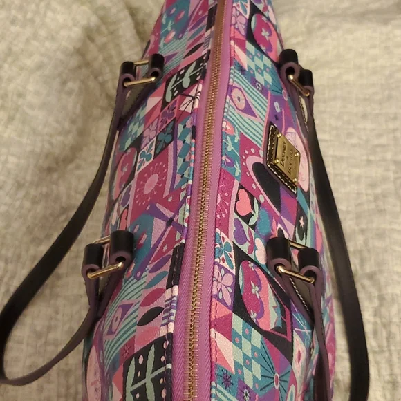 Dooney & Bourke - Disney It's a Small World - Shoulder Bag - Picture 4 of 16